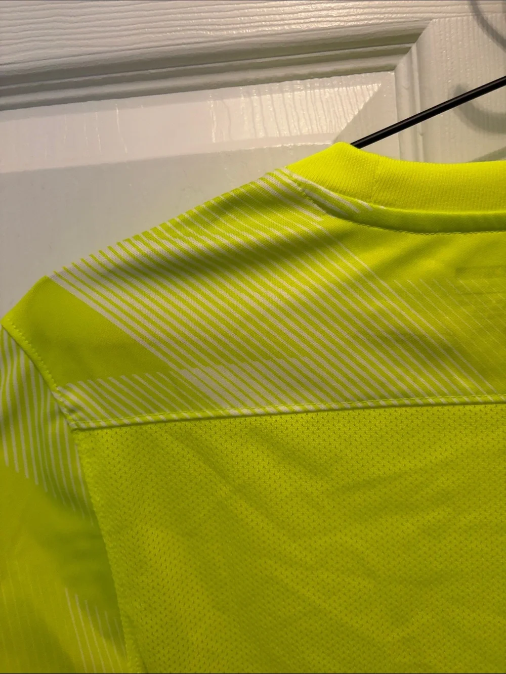 Nike Men’s Neon Yellow Long-Sleeve Training Top